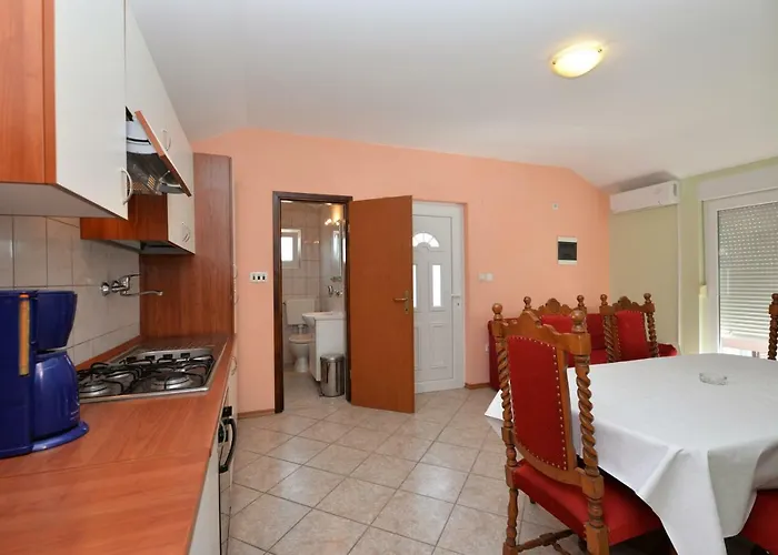 Apartmani Sime Betina (Sibenik-Knin)